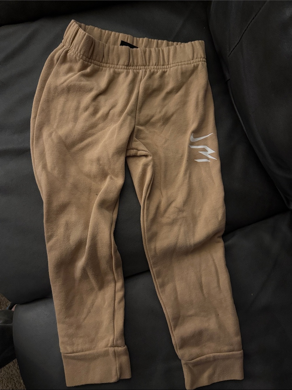 Nike rare 5-6 years Kids Tan Fleece Joggers with Reflective Side Logo